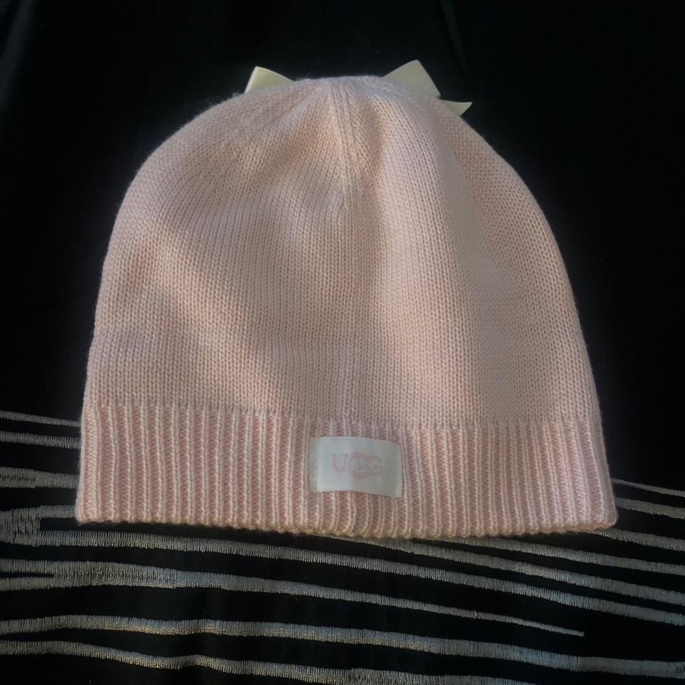 Ugg baby girl hat brand new never been worn